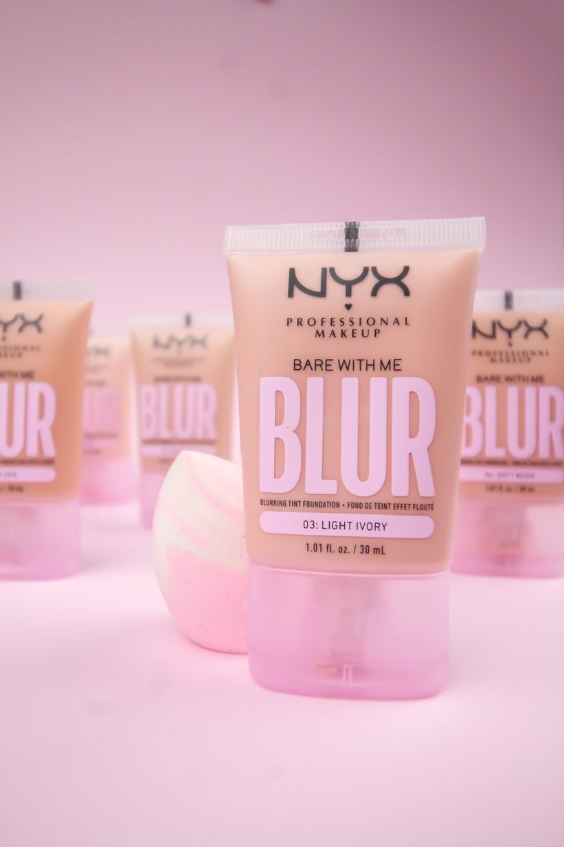 NYX Professional Makeup Blur Tint Fondöten