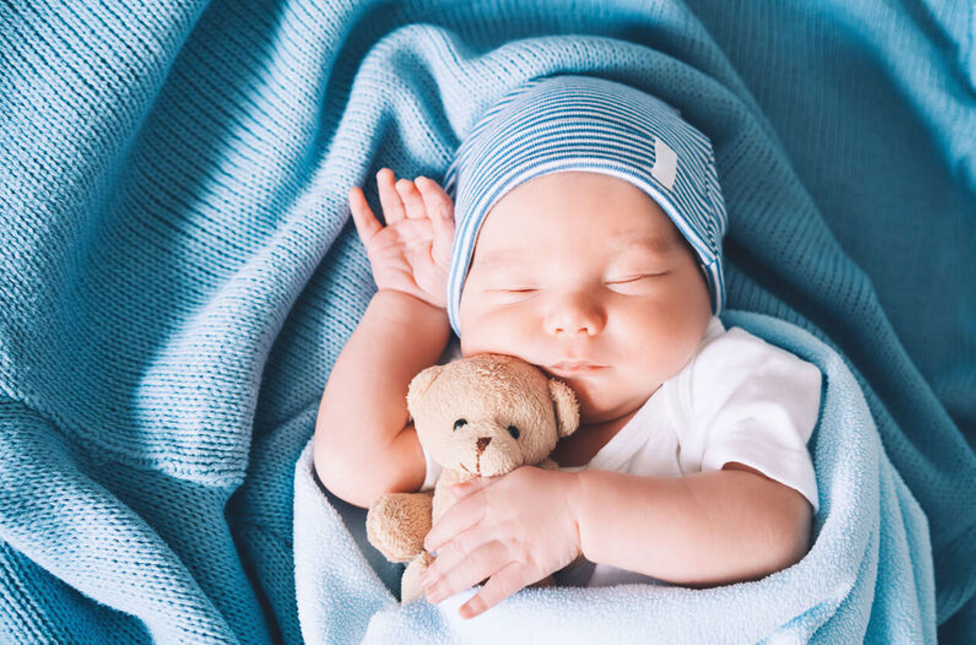 Bebek Uyku Süresi Nasıl Olmalıdır?