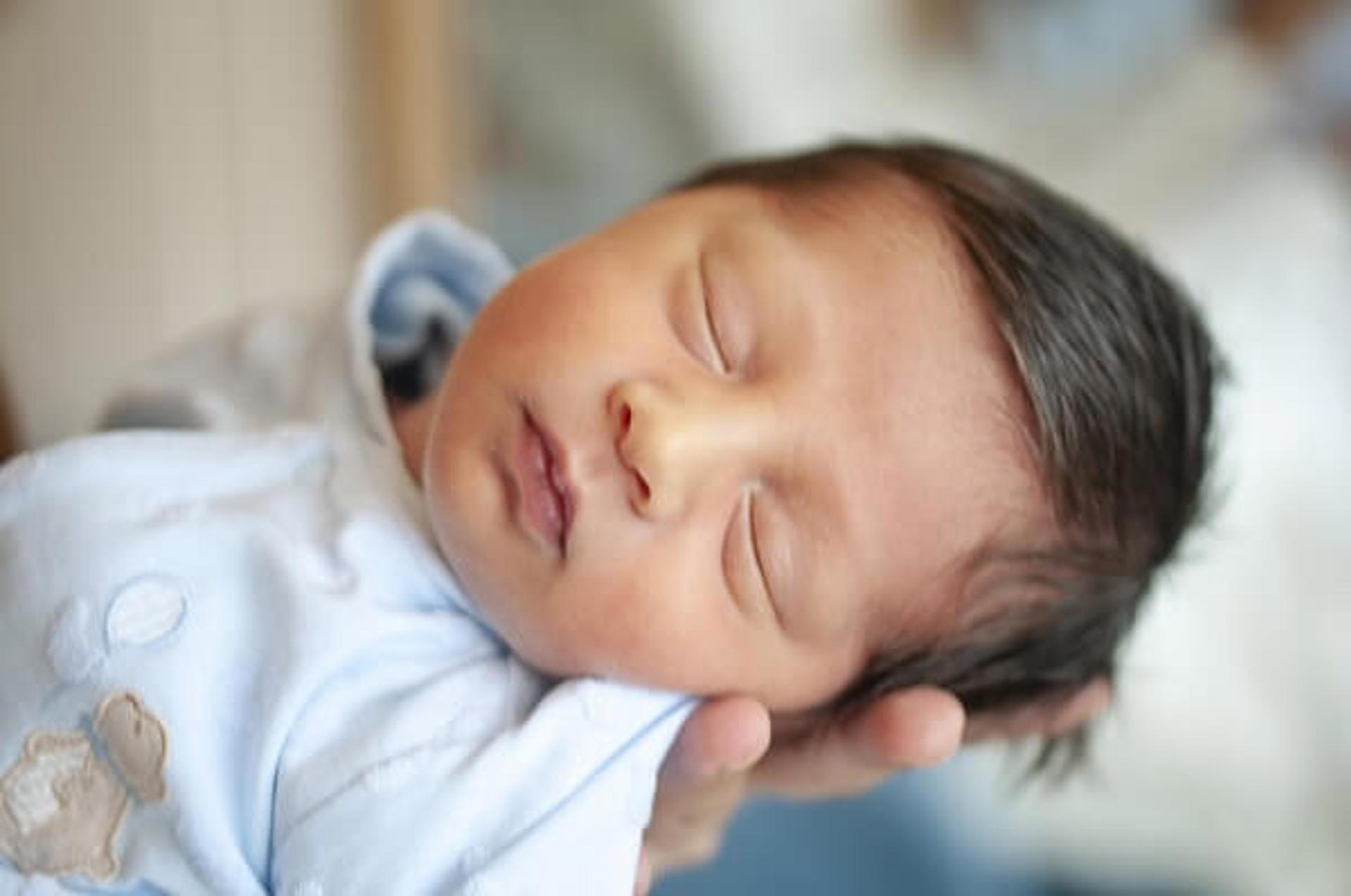 Bebeklerde cilt kuruluğu nasıl anlaşılır?